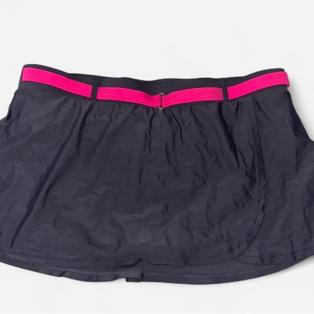 Free Country Black and Pink Swim Skirt